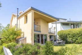 Tawny House CW6 Lakeside Spa Property